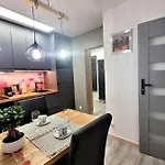 Radiostacja, Dwupokojowe, Parking Free, Klimatyzacja Gliwice
